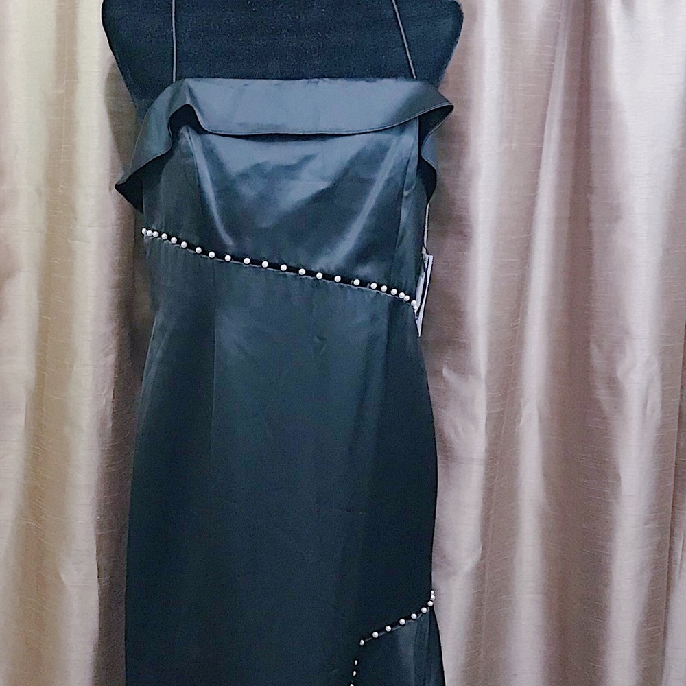 Aidan Aidan Mattox Charmeuse Cocktail Dress Black Midi  Size 12 [c c]